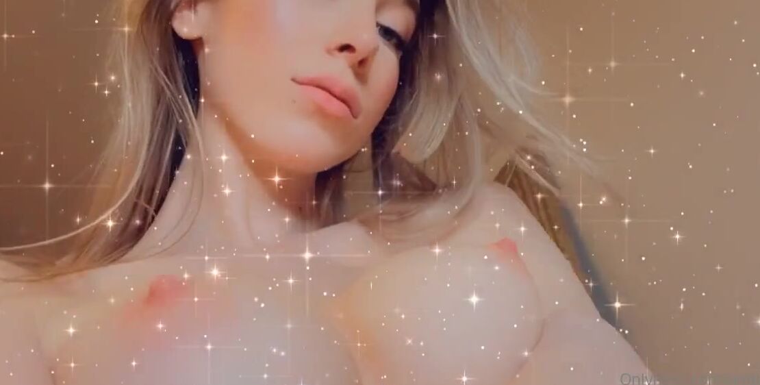 Goddess Amber Aka Amber00 Onlyfans Sparkle Filter Makes Me Happy Hehe 62X
