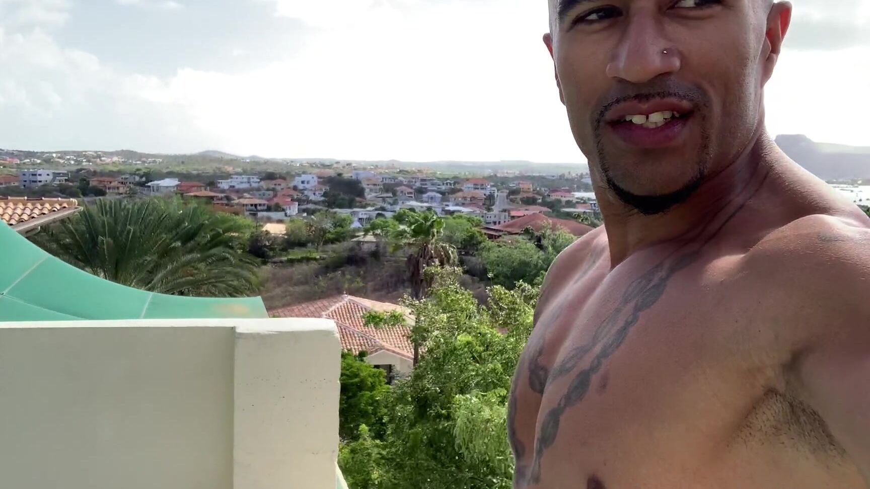 Kingnoire The Scenery Was So Sexy I Had To Stroke My Dick After Days Of Fucking On The Beach On