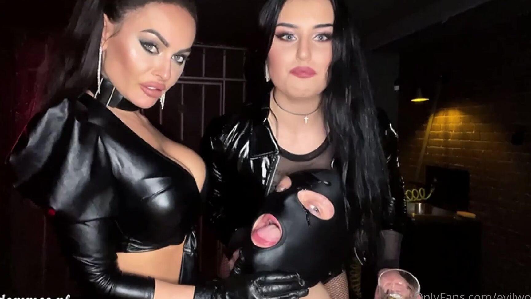 evilwoman-02-04-2021-2068151140-spitting-roast-with-lady-lilith-this-bitch-doesnt-deserve-anything-more-than-shower-from