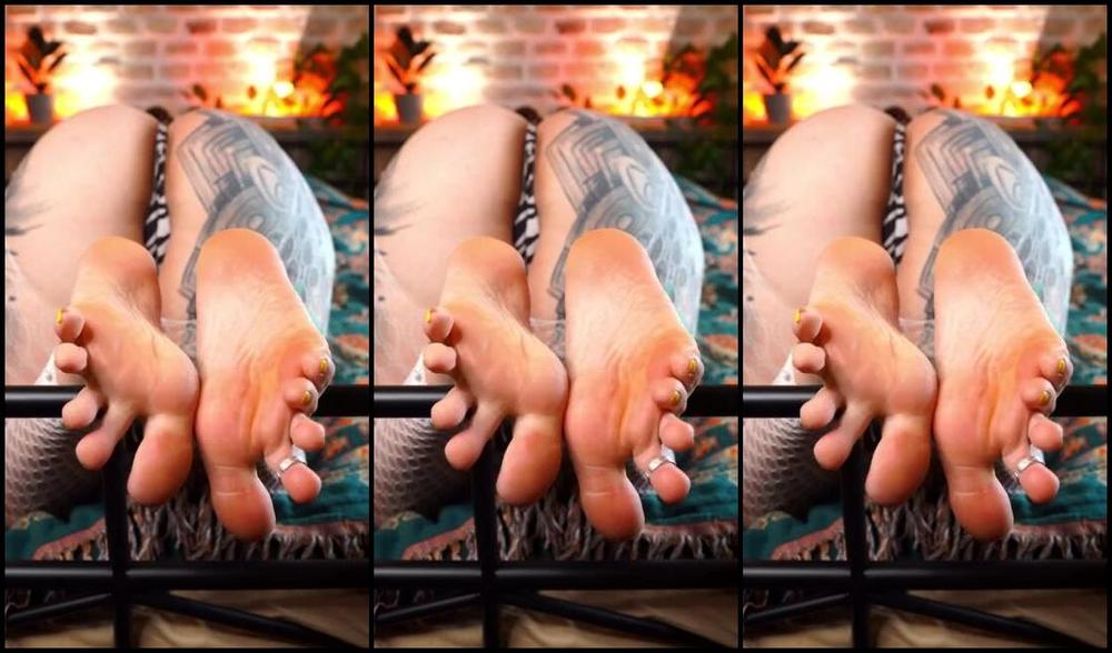 Freakyfjondaxxx 04 28 2025 Onlyfans Video I Got Stuck And Now Talking Dirty To You Please Rub Your Cock On My