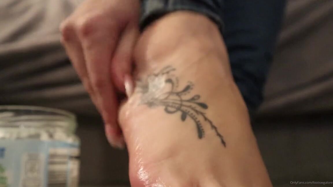 Footsiegalore Onlyfans I Think I May Have Used Too Much Coconut Oil What Do You Think Pw