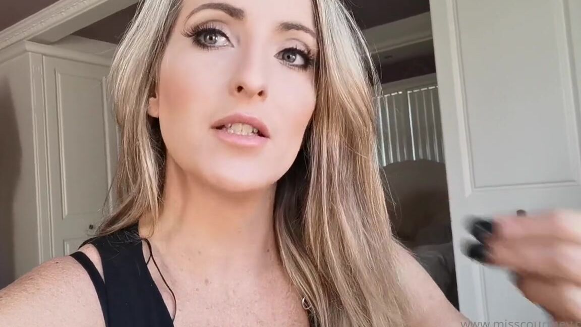 Misscourtneym Onlyfans Good Morning Everyone Dont Forget To Vote On What You Wanna See Tomorrowp