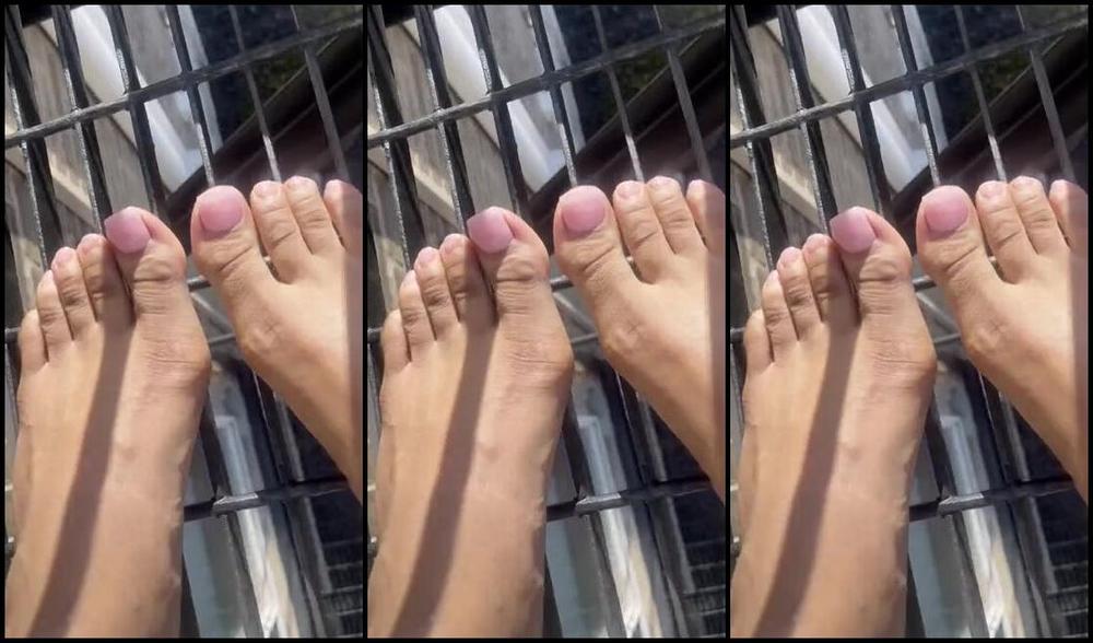 Thelbfeet Nicknamed Thelbfeet Onlyfans Dry And Veiny Feet Just Like You Like Them Comment Below If You Want