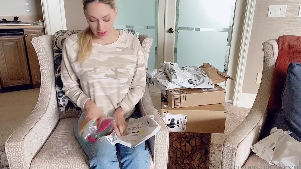 Princess Rene Aka Worshiprene Onlyfans 1