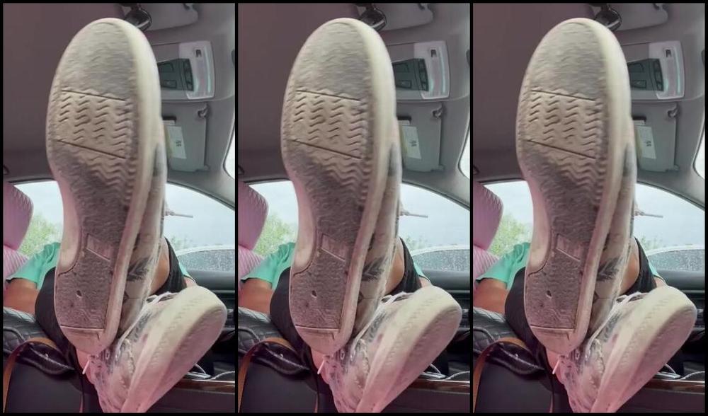 Pediqueensoles Nicknamed Pediqueensoles Onlyfans Smelly Car Sessions3