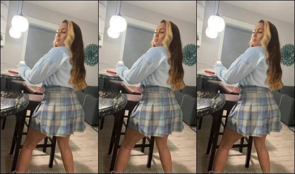 Haleywestvip 2093266378 04 26 2021 I Know You Want To See What S Under This Skirt