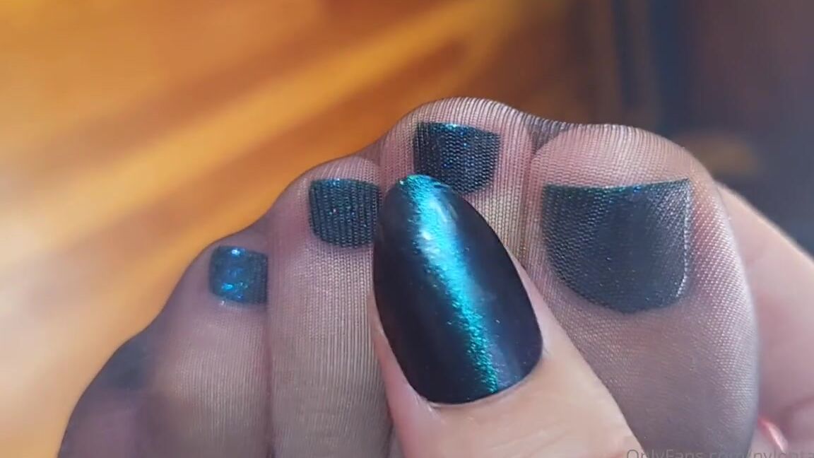 Nylontastica Nicknamed Nylontastica Onlyfans Grey Pantyhose Really Are Quite Lovely A Little Tease To Make You Smile