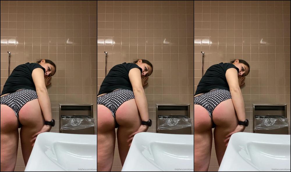 Allyanaamore 123256670 01 10 2020 Clip At Work In The Public Restroom There S Hardly Ever Anyone In This Bathroom So I