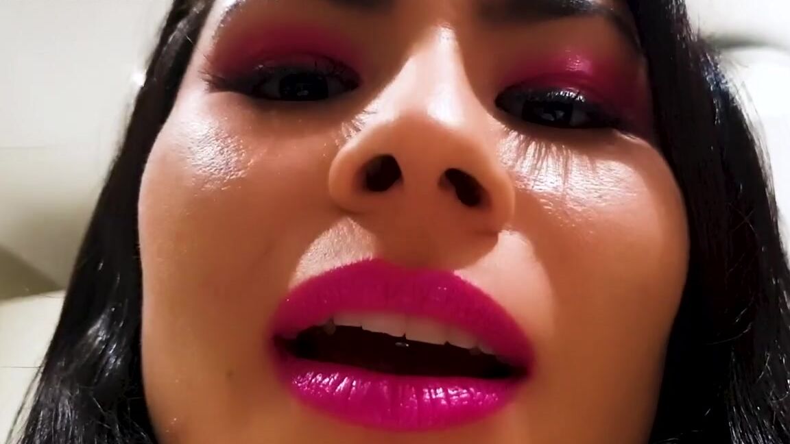 Goddess Mercy Aka Funaussiefilms Onlyfans Omg I Totally Forgot That I Had Leftovers In The Fridge Hahaha I Cant Believep