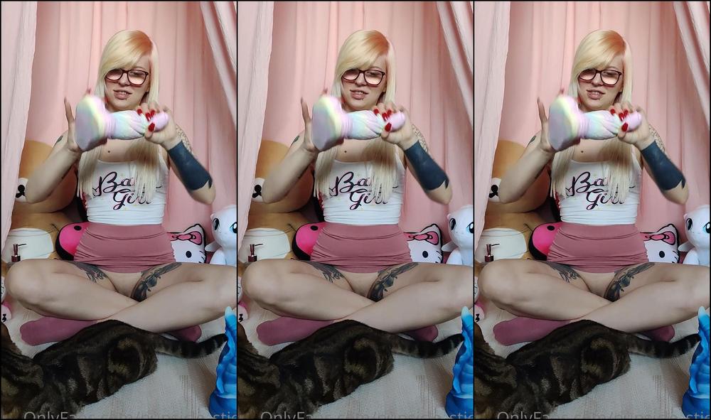 pupsicle-stick-25-10-2020-1138185104-sorry-for-being-a-bit-absent-in-the-last-couple-of-days.-i-explain-why-in-my-video-no