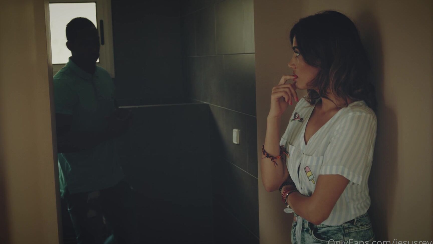 jesusreyesoff-20-01-2021-2012845698-you-can-t-miss-this-porn-movie-look-at-my-wife-and-i-how-we-manage-by-fucking