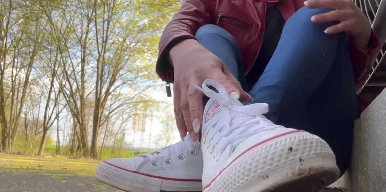 Mrs Larry Onlyfans You Want To Kneel In Front Of Me And Sniff Then Heres Your Head Cinema Du Willst Vor Mir Knie