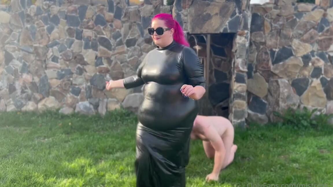 Mistress Zeida Onlyfans Video Mud Play With Piggy Slave