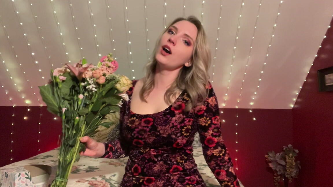 "SneezeGoddess" blonde, love, mucophilia, sfw, sneezegoddess, sneezing, valentinesday Allergy Alert Flowers manyvids