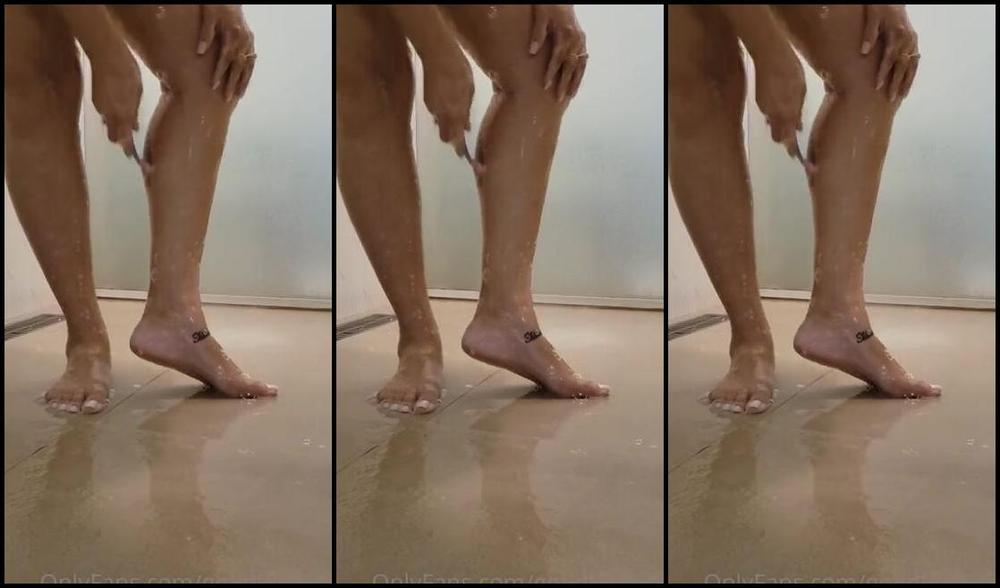 Goddess Tricia Nicknamed Goddesstricia 01 24 2023 Onlyfans Video Hora De Espiar Meu Banho