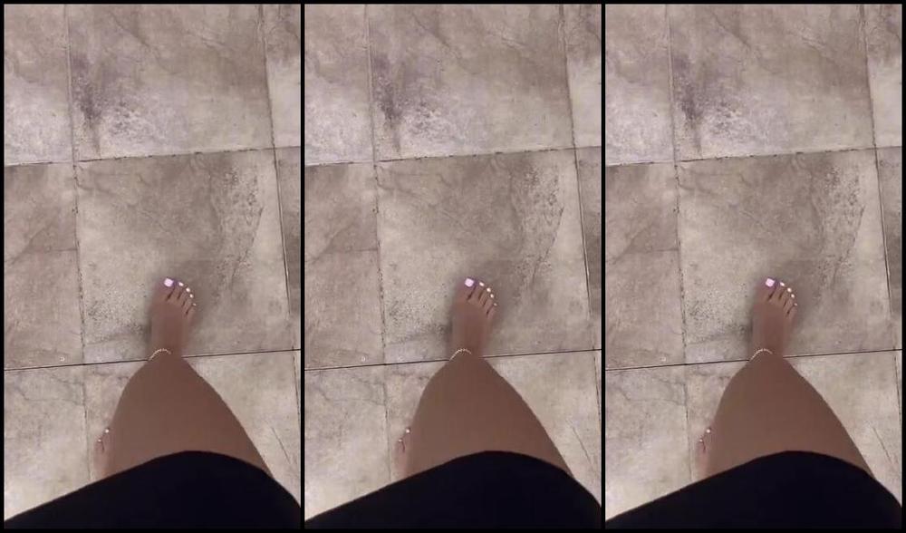 Megy Feet 11 23 2024 Onlyfans Video Des Amateurs De Pieds Sales Ici Pour Venir Me Les Laver Any Dirty Feet Lovers Here