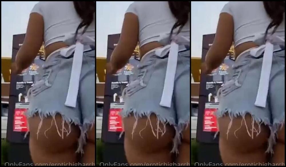 Queen Bella Aka Erotichigharchs Onlyfans Happy Humpday I Literally Just Made Ths On Break Rm What Would You Do If You Seen Me In Your Drive 4U