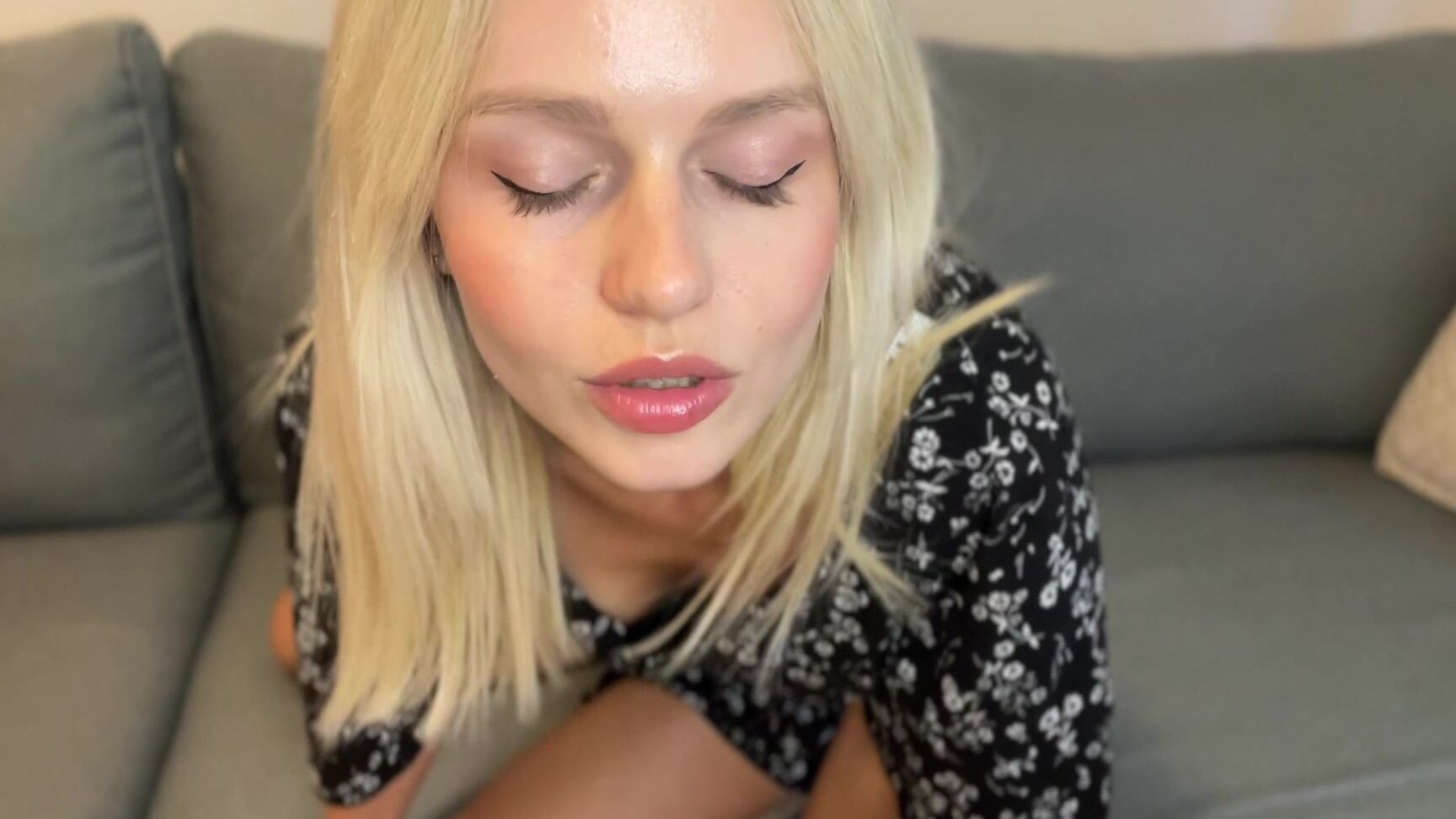 Alexagrey Oil Feet Teasing