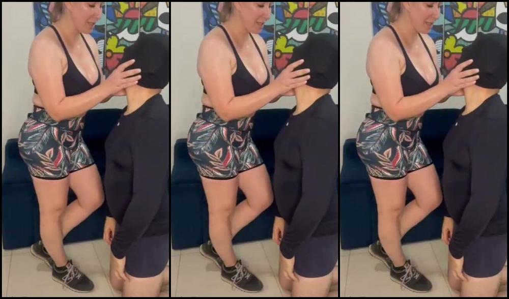 Queen Allexia 2892299022 06 02 2023 Meu Escravo Espera Ansioso Pela Minha Chegada Ele Sabe Que Meus P S Est O Suados E Com