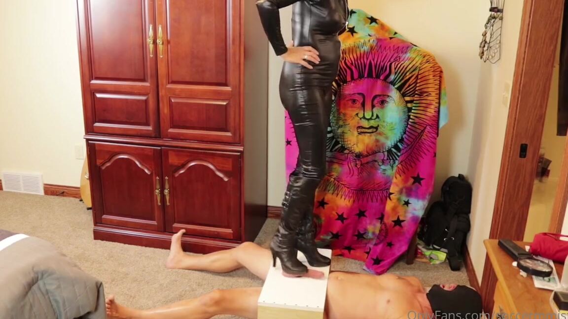 Soccer Mom Queen Of Spades Nicknamed Soccermmistress Fisting Dildo 07 04 2021 Onlyfans Video Vacation Naughty Nooner Day 4 Soccermmistress