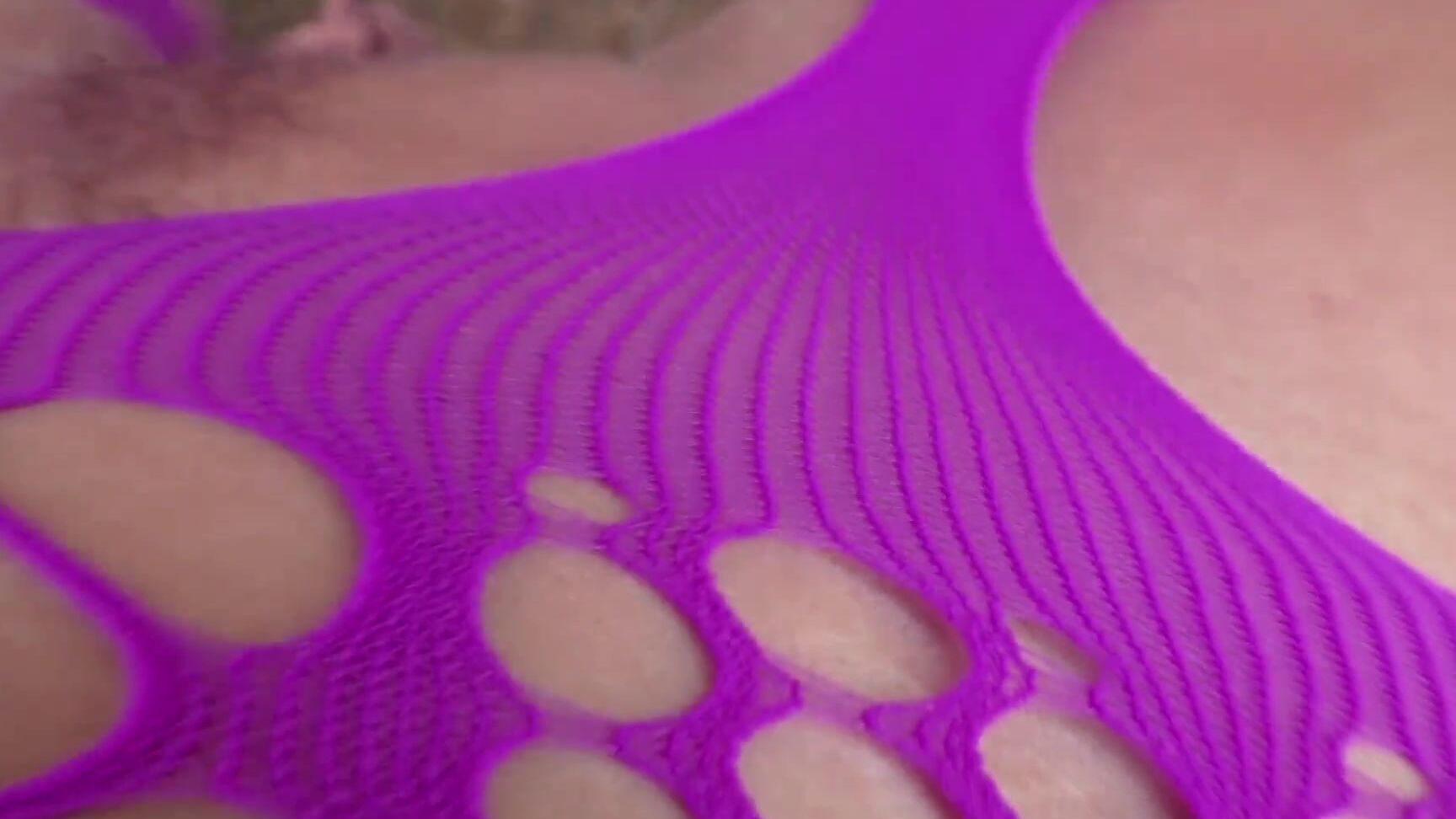 RoleplaysCouples Outdoor sex. Photographer licking pussy and fuck kinky model in the forest Pornhub