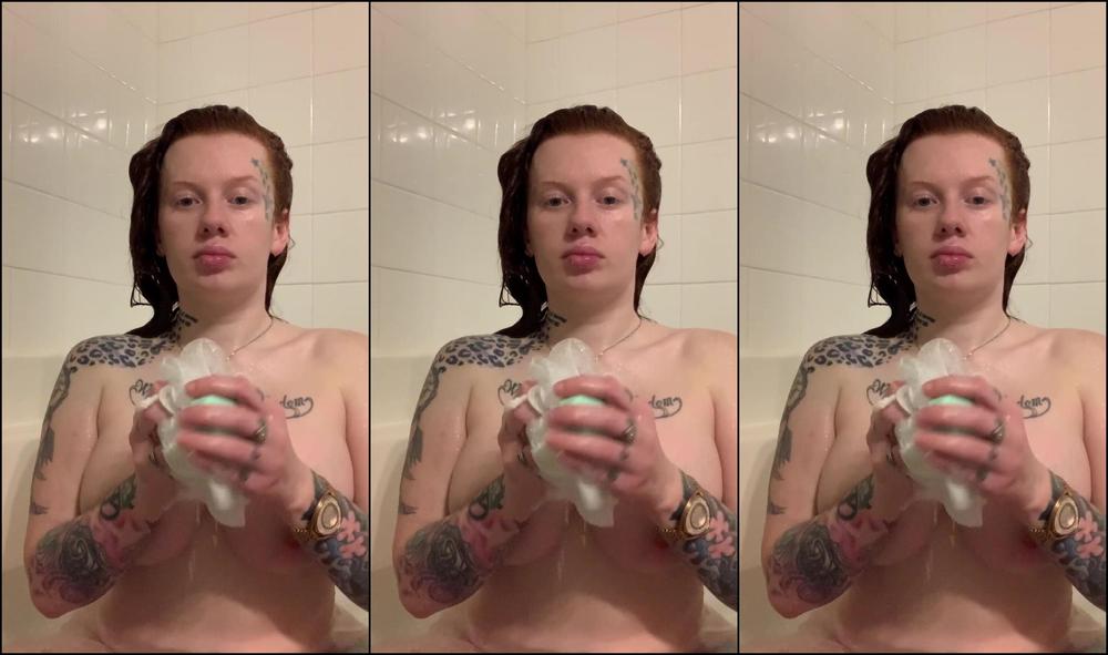 Deefacedstar Getting Niceee And Sudsy I Just Loooove Taking Baths Sooooo Much Omgoshhh I M Actu