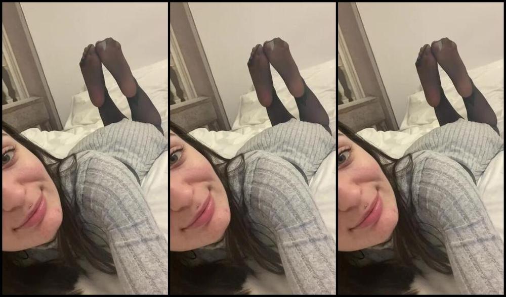 Crissyworld0K Nicknamed Crissyworld0K Onlyfans Da Roma Nylon In The Pose Sono Tutta Sola In Hotel