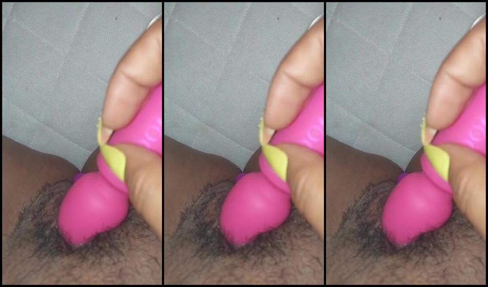 Selena Nicknamed Lunas83Feet Onlyfans I Made A Creamy Mess Whos Gonna Help