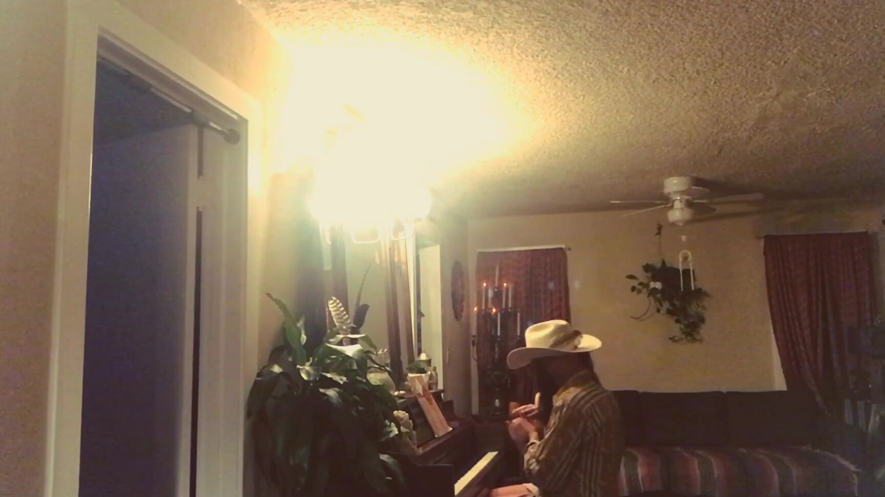 elenakoshkaxoxo-29-09-2018-14011347-hours-of-caressing-my-milky-soft-body-and-magical-tears-of-connection-music-and-dan