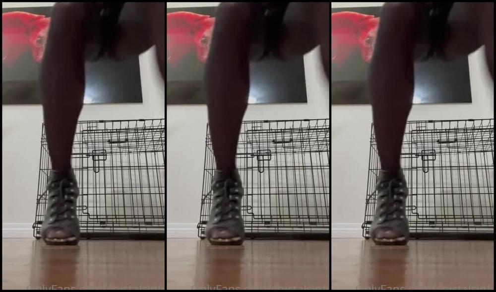 Crystalsinful Onlyfans Come Smell These Nylons Loser