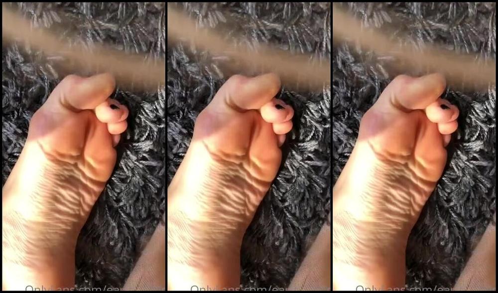 Goddessbast Nicknamed Goddessbastet Onlyfans I Have A Flu Send Me Healing Vibes