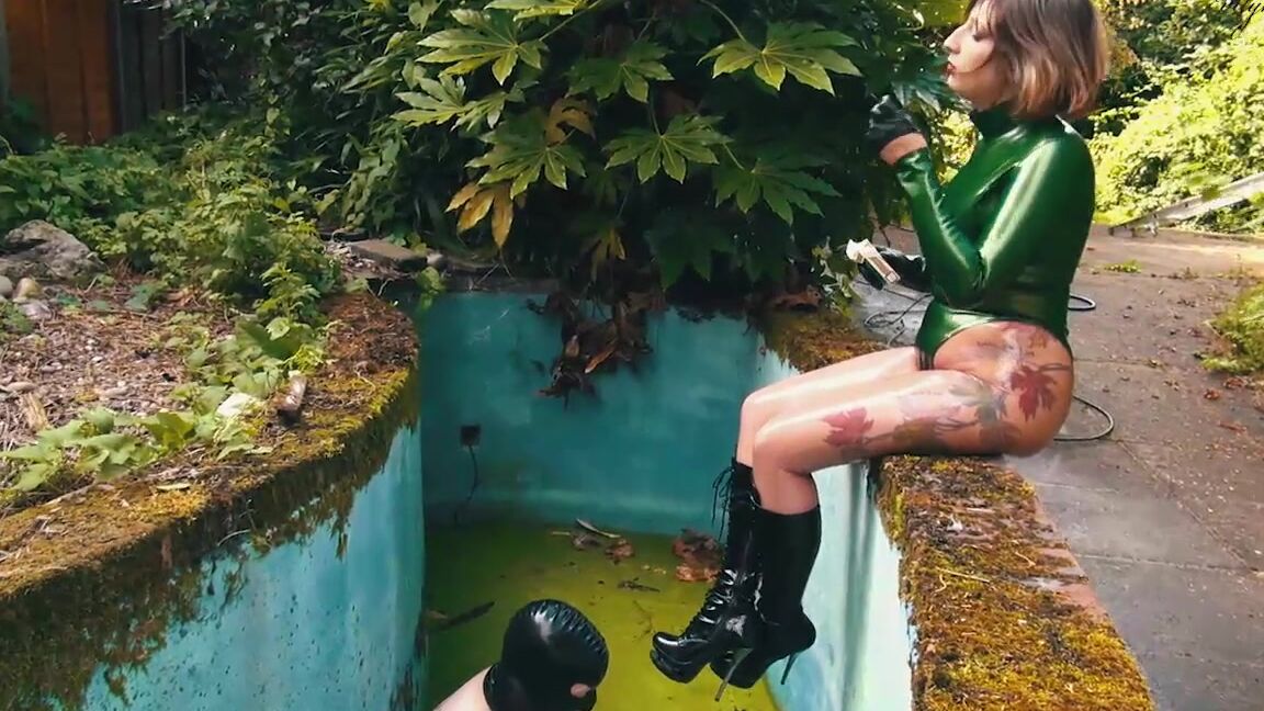 Dominatrix Mistress Evilyne msevilyne 165 OnlyFans