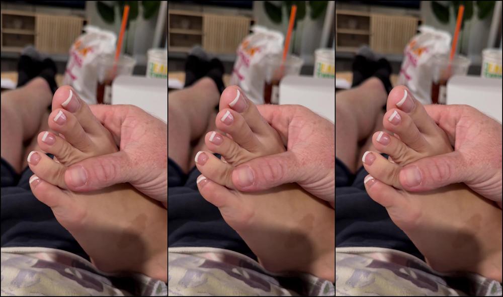 Super Soles 3533195745 10 22 2024 After Our Footjob And Foot Worship Video I Needed To Recharge Before I Came Again Itsmayleemaye