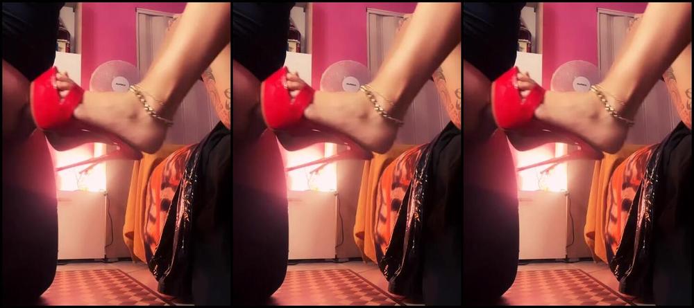 Mistress Desideria Godiva Nicknamed Padronagodiva 04 23 2023 Onlyfans Video Tacchi O Piedi Nudi A Voi Le Considerazioni