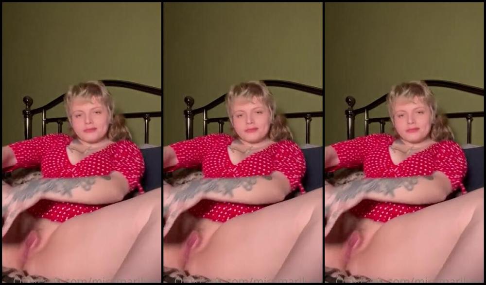 Miss Marilyn Nicknamed Missmarilynxx Onlyfans Long First Video I Know A Few Years Ago I Tried My Venus 2000 On