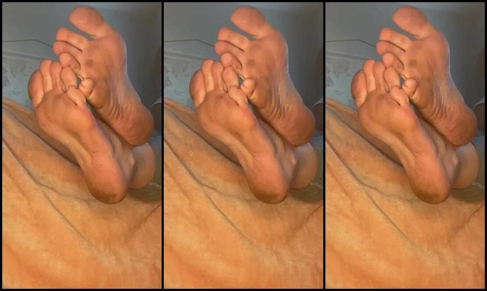 Goddess Mads Nicknamed Mad4Soles Onlyfans This Ones For The Beta Bitch Boys Who Cant Help But Simp For My Filthy Fucking Feet