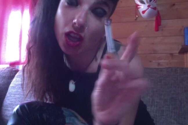 Viciusgirl Smoking Fetish
