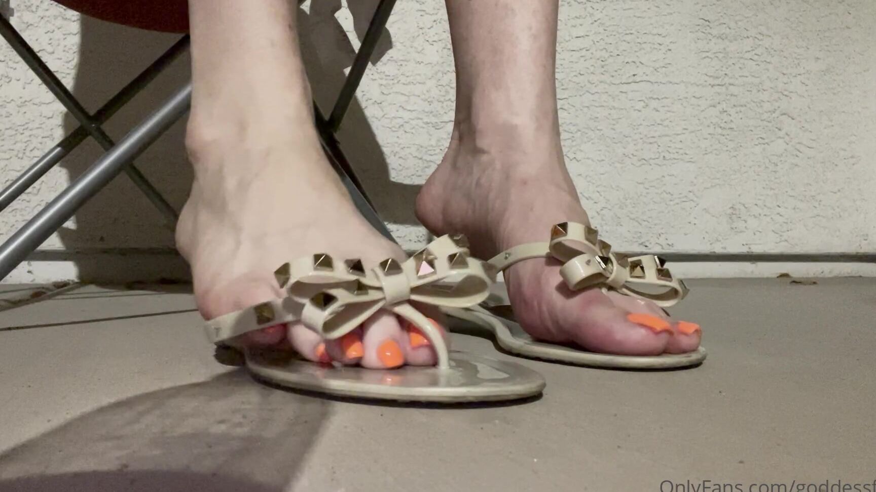 Goddessfendi 3003110165 09 04 2023 Let Me Tease You W My Neon Orange Toes And Flip Flops Imagine Seeing These Feet