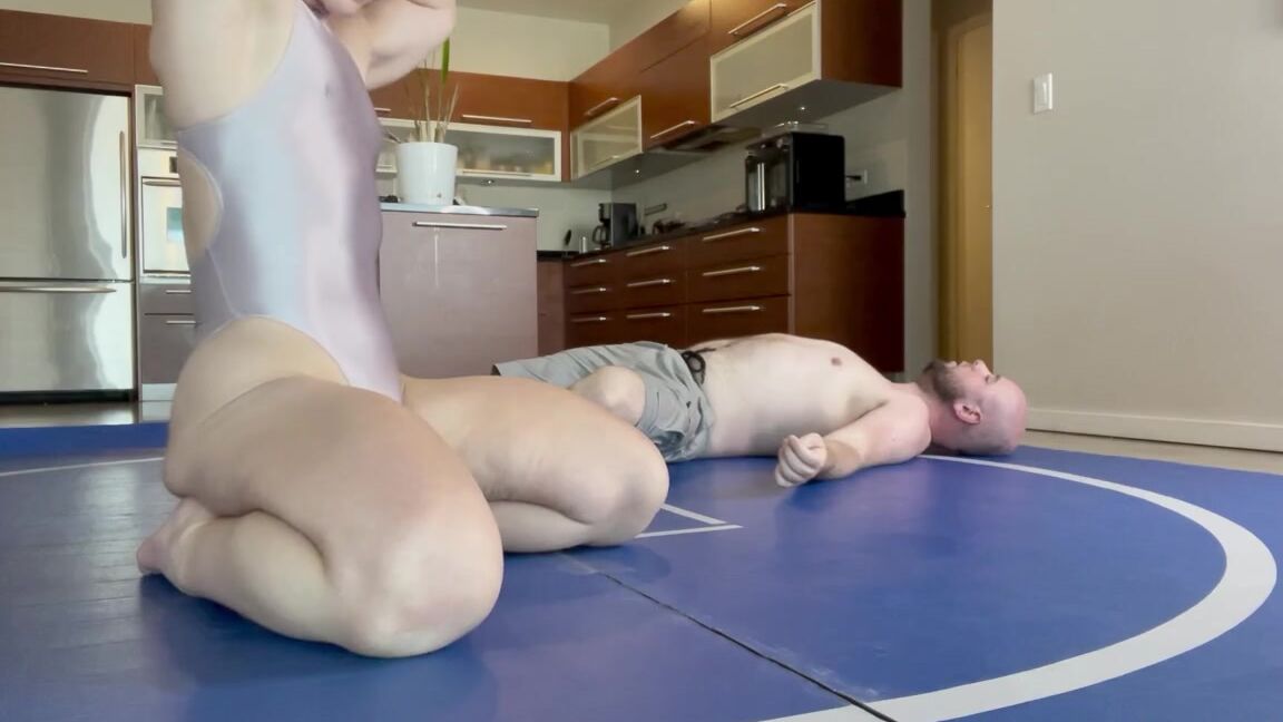 Kortneyolson1 Nicknamed Kortneyolson1 Onlyfans 12 30 2023 Complete Acl Tear And Still Cant Take 10 Of My Scissors