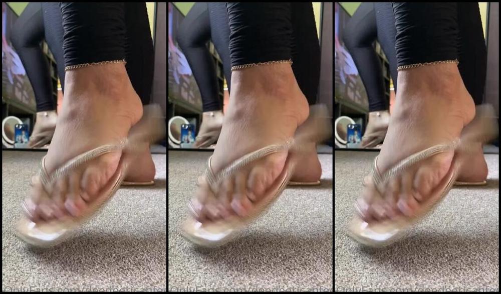 Deedeericanfeet Onlyfans As Requested In These New Flip Flop Sandals