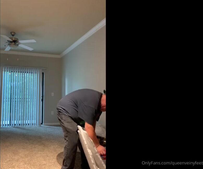 Tierradoll Onlyfans Public Humiliation With Slave