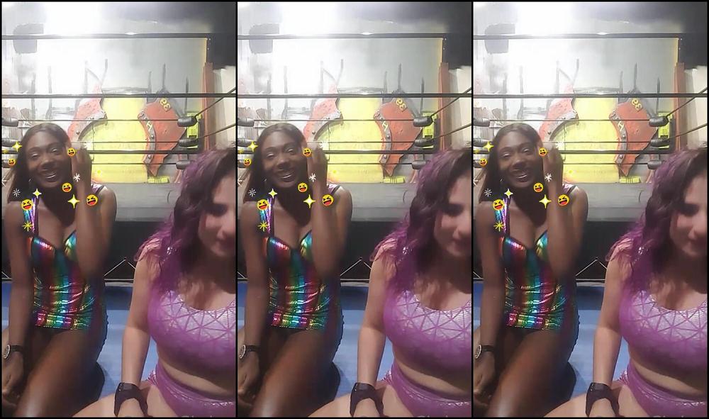 Queengialove Live W Queengialove And Parisluv What Type Of Video Would You Like To See Us Do