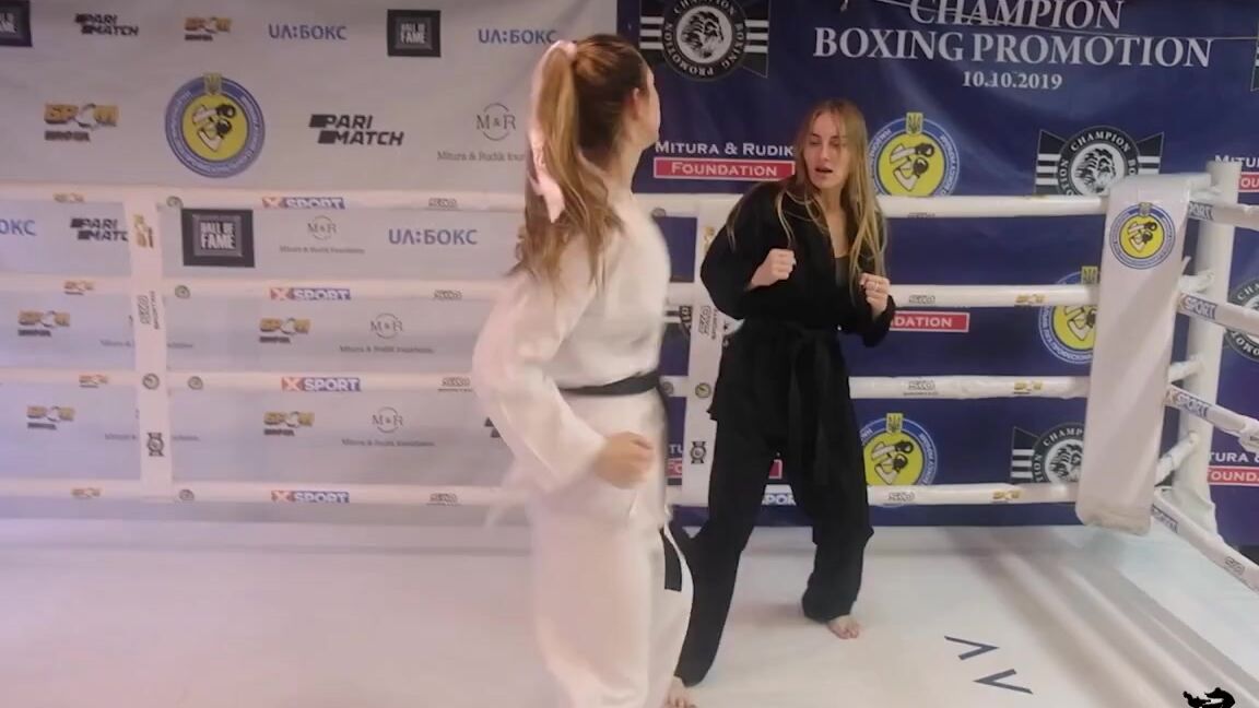 Mixfights Battle Of Skills Alice Vs Valeryp