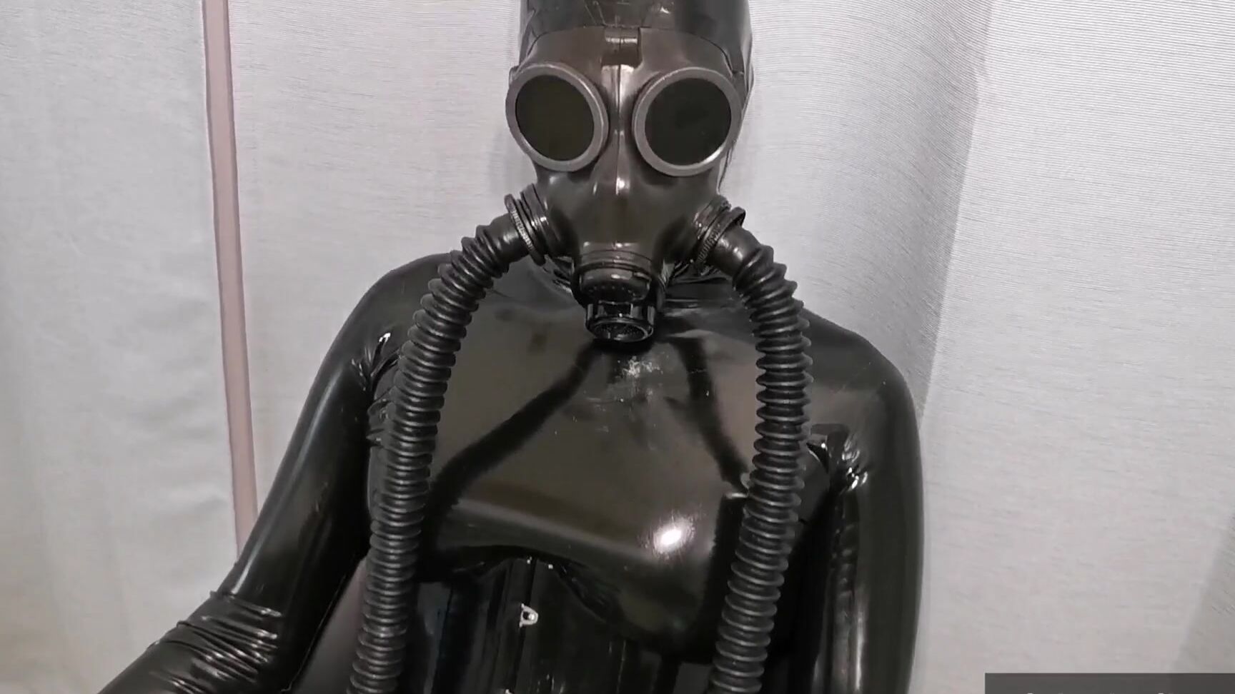 Vickydevika I Just Received Today This Fresh Pair Of Green Rebreather Bags I Was Really Eager To Gi