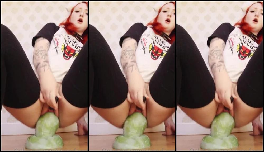 Starryfawnn Onlyfans Xl Demogorgon It Had Been Awhile Since I Trained For A Big Toy So I Didn T Think This Would Fit I