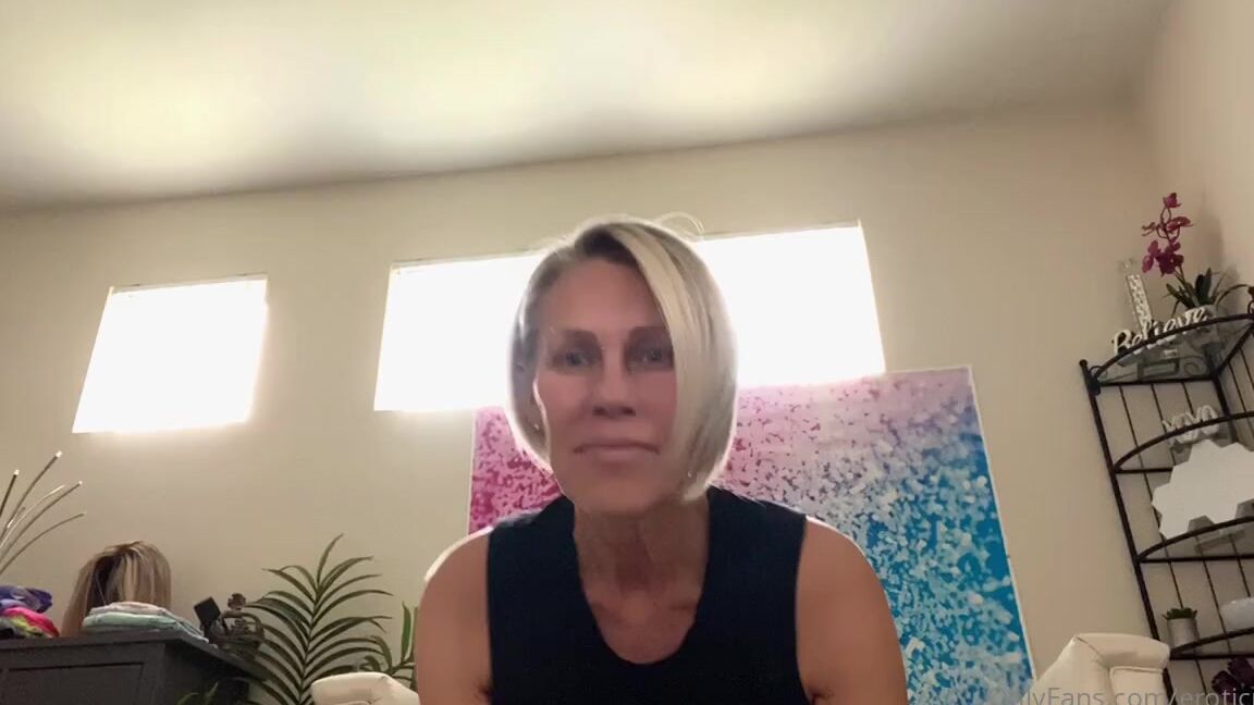 Nikki Ashton Aka Eroticnikki Onlyfans Here S The Video As You Can See I Need Practice With The Face Tracker But This Is So Cool Lol