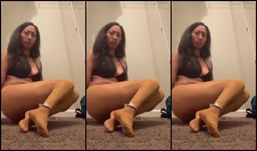 Crystalsinful Onlyfans Trapped In The Closet L