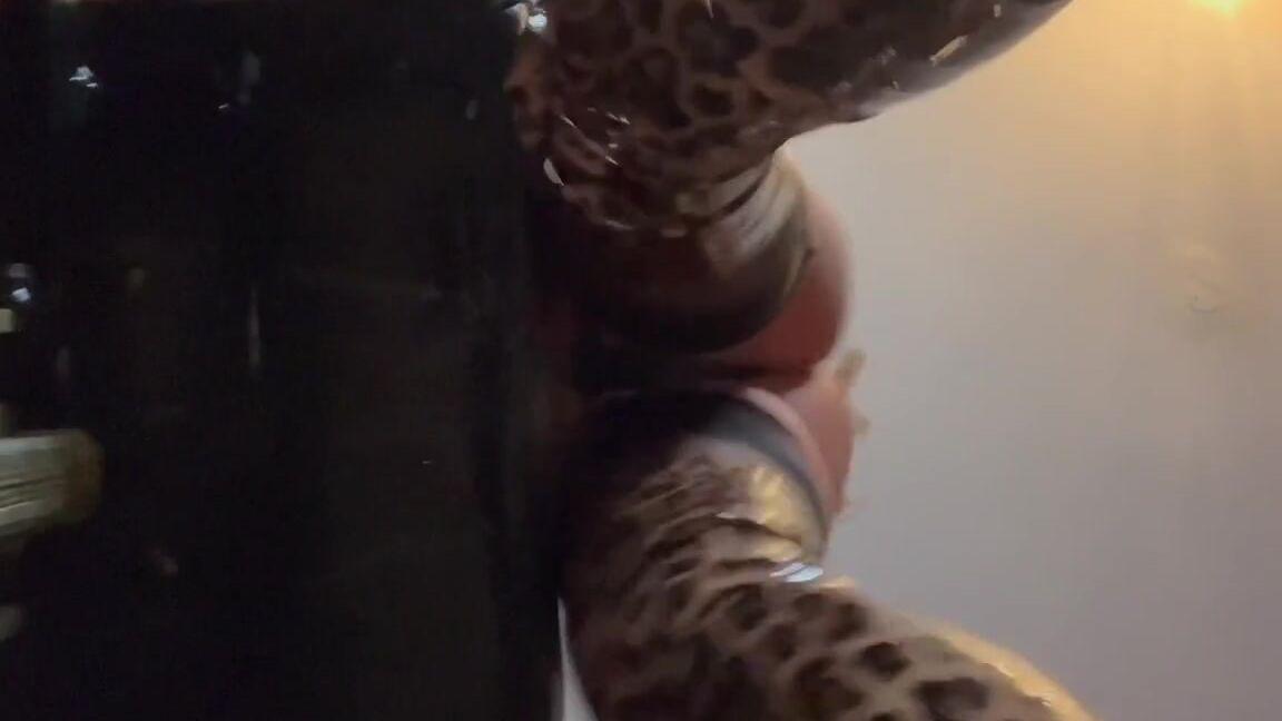 Nattashablack Onlyfans As A Reward For His Loyalty To Us We Give Him Some Double Pleasure His Ass And Mouth Feel