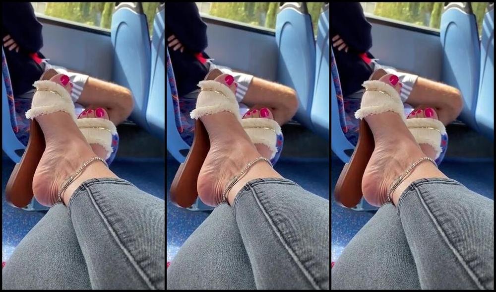 Anas Socks Nicknamed Anas Socks Onlyfans London Is Too Hot Today To Wear Socks Sandals Lovers Some Bare Feet Dangle On The Bus For You