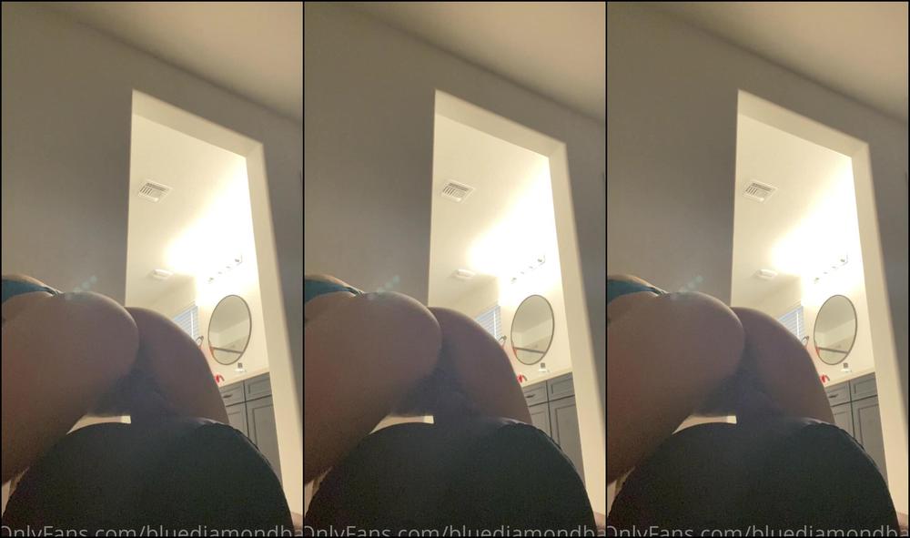 bluediamondbae-04-02-2021-2024525923-riding-my-new-sex-pillow-bouncing-and-grinding-on-my-dildo-making-my-ass-bounce